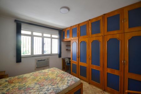 Casa para alugar com 320m², 3 quartos e 2 vagasQuarto 1