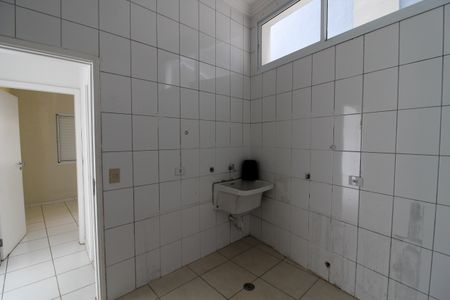 Casa à venda com 226m², 3 quartos e 3 vagas Casa à venda com 226m², 3 quartos e 3 vagasÁrea de Serviço