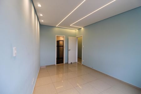 Casa à venda com 226m², 3 quartos e 3 vagas Casa à venda com 226m², 3 quartos e 3 vagasQuarto 2