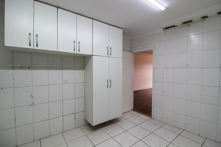 Casa à venda com 226m², 3 quartos e 3 vagas Casa à venda com 226m², 3 quartos e 3 vagasCozinha