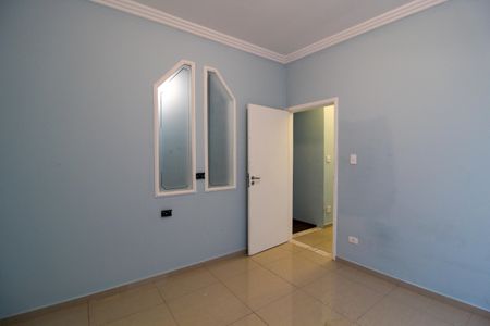 Casa à venda com 226m², 3 quartos e 3 vagas Casa à venda com 226m², 3 quartos e 3 vagasQuarto 1