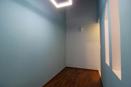 Casa à venda com 226m², 3 quartos e 3 vagas Casa à venda com 226m², 3 quartos e 3 vagasEntrada