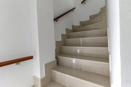 Apartamento à venda com 285m², 3 quartos e 4 vagasEscada acesso cobertura