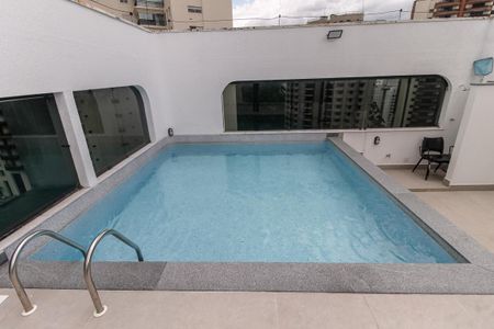 Apartamento à venda com 285m², 3 quartos e 4 vagasÁrea - Piscina cobertura