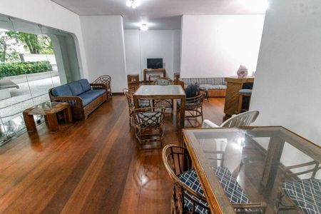 Apartamento à venda com 285m², 3 quartos e 4 vagasÁrea comum - Salão de festas