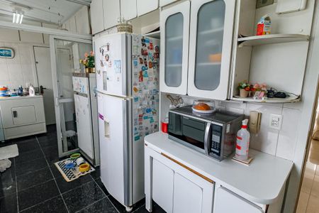 Apartamento à venda com 285m², 3 quartos e 4 vagasCozinha - Armários