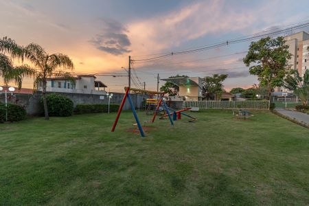 Apartamento para alugar com 49m², 2 quartos e 1 vaga Apartamento para alugar com 49m², 2 quartos e 1 vagaÁrea comum - Playground