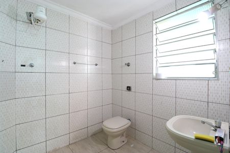 Casa para alugar com 78m², 2 quartos e 1 vagaBanheiro