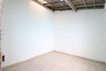 Casa para alugar com 78m², 2 quartos e 1 vagaQuarto de serviço 