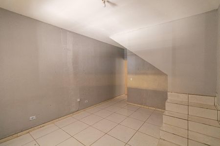 Casa para alugar com 50m², 1 quarto e 1 vagaQuarto