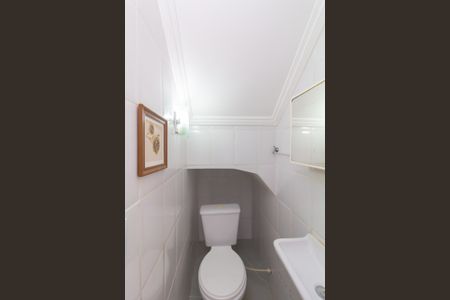 Casa de condomínio para alugar com 65m², 2 quartos e 1 vagaLavabo