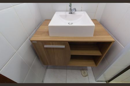 Casa de condomínio para alugar com 65m², 2 quartos e 1 vagaBanheiro