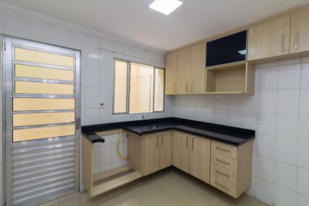 Casa de condomínio para alugar com 65m², 2 quartos e 1 vagaCozinha