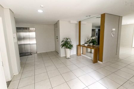 Apartamento à venda com 64m², 3 quartos e 2 vagasHall de entrada