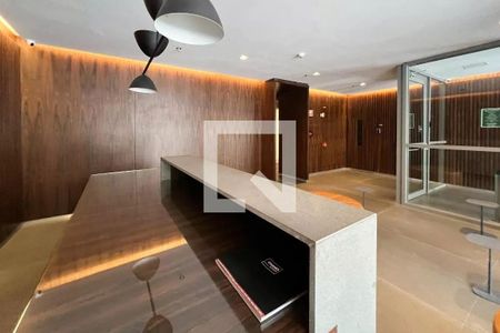Studio à venda com 27m², 1 quarto e sem vaga Studio à venda com 27m², 1 quarto e sem vagaHall social