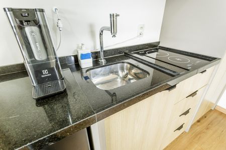 Studio à venda com 27m², 1 quarto e sem vaga Studio à venda com 27m², 1 quarto e sem vagaCozinha