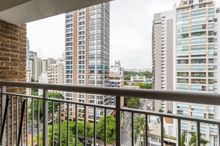 Varanda de kitnet/studio à venda com 1 quarto, 27m² em Indianópolis, São Paulo