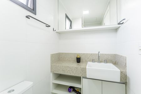 Banheiro de kitnet/studio à venda com 1 quarto, 27m² em Indianópolis, São Paulo