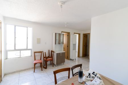 Sala de apartamento para alugar com 2 quartos, 43m² em São José, Porto Alegre