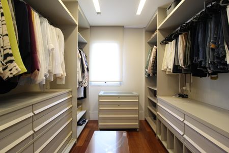 Apartamento à venda com 247m², 3 quartos e 3 vagasCloset da Suíte 3