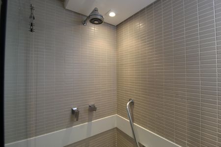 Apartamento à venda com 247m², 3 quartos e 3 vagasBanheiro da Suíte 1