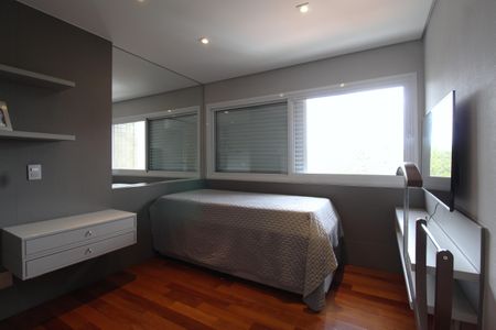 Apartamento à venda com 247m², 3 quartos e 3 vagasQuarto 1 - Suíte