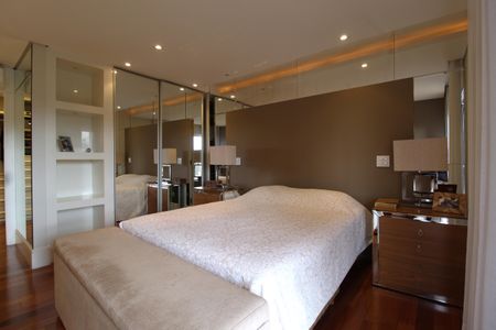Apartamento à venda com 247m², 3 quartos e 3 vagasQuarto 3 - Suíte