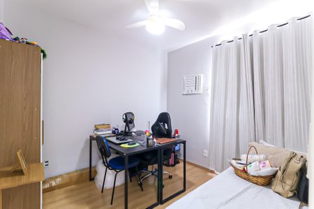 Quarto 2 de apartamento para alugar com 2 quartos, 58m² em Inhaúma, Rio de Janeiro