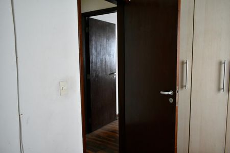 Casa à venda com 170m², 3 quartos e 2 vagasEscritório 1