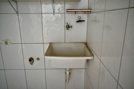 Casa à venda com 170m², 3 quartos e 2 vagasÁrea de Serviço