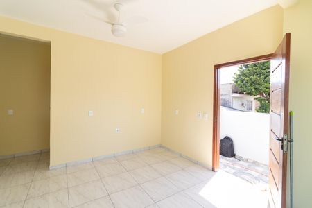 Sala de casa para alugar com 2 quartos, 144m² em Bento Ribeiro, Rio de Janeiro