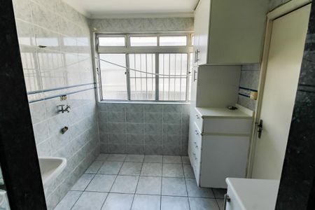 Apartamento para alugar com 142m², 3 quartos e 1 vaga Apartamento para alugar com 142m², 3 quartos e 1 vagaÁrea de Serviço