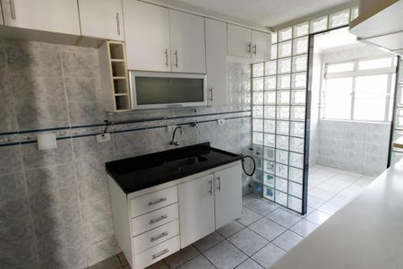 Apartamento para alugar com 142m², 3 quartos e 1 vaga Apartamento para alugar com 142m², 3 quartos e 1 vagaCozinha - Armários