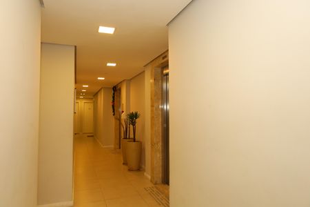 Apartamento à venda com 55m², 2 quartos e 1 vagaÁrea comum - Saguão do prédio