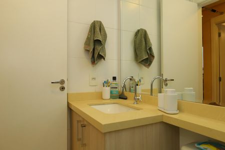 Apartamento à venda com 55m², 2 quartos e 1 vagaBanheiro 2