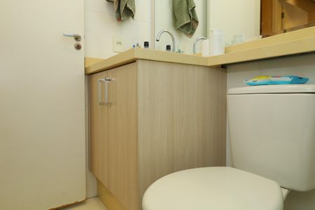 Apartamento à venda com 55m², 2 quartos e 1 vagaBanheiro 2