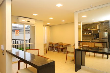 Apartamento à venda com 55m², 2 quartos e 1 vagaÁrea comum - Salão de festas