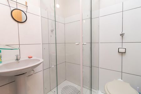 Banheiro de apartamento para alugar com 1 quarto, 19m² em Centro Histórico, Porto Alegre