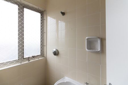 Apartamento à venda com 65m², 2 quartos e 1 vagaBanheiro de Serviço 