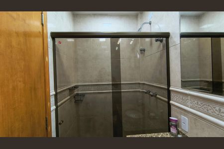 Apartamento à venda com 365m², 4 quartos e 3 vagasBanheiro da Suíte 2