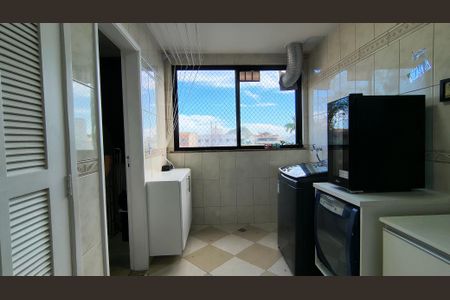 Apartamento à venda com 365m², 4 quartos e 3 vagasCozinha e Área de Serviço 