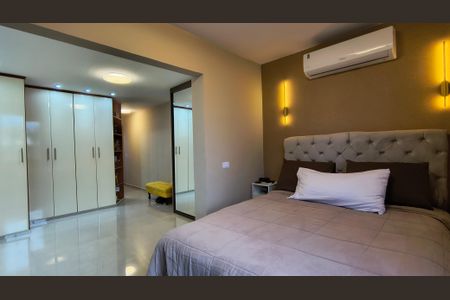 Apartamento à venda com 365m², 4 quartos e 3 vagasSuíte 1