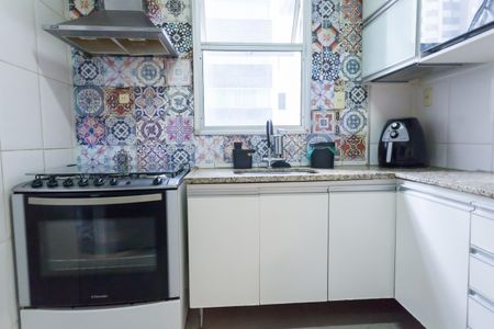 Apartamento para alugar com 130m², 4 quartos e 2 vagas Apartamento para alugar com 130m², 4 quartos e 2 vagasCozinha