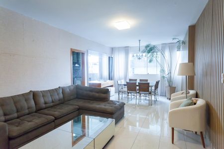 Apartamento para alugar com 130m², 4 quartos e 2 vagas Apartamento para alugar com 130m², 4 quartos e 2 vagassala