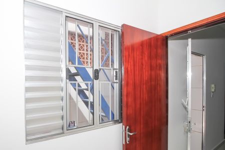 Casa à venda com 80m², 2 quartos e sem vagaSuíte