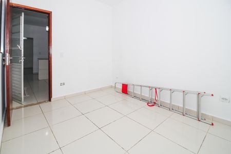 Casa à venda com 80m², 2 quartos e sem vagaSuíte