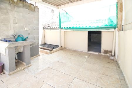 Casa à venda com 80m², 2 quartos e sem vagaÁrea de Serviço / Quintal