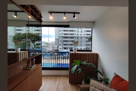 Sala  de apartamento à venda com 2 quartos, 54m² em Vila Nair, São Paulo