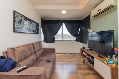 Sala de apartamento à venda com 2 quartos, 62m² em Camaquã, Porto Alegre