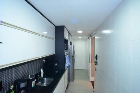 Apartamento à venda com 100m², 2 quartos e 1 vagaCozinha